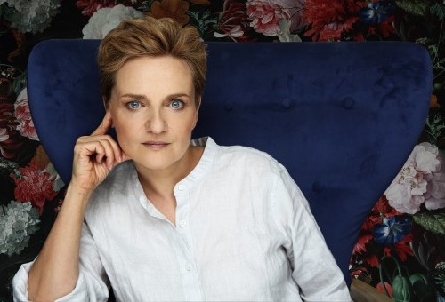 Żyjąc w tadasanie - pozycja góry jako metafora życiowej dojrzałości. Warsztat online z Natalią de Barbaro - 28 listopada.